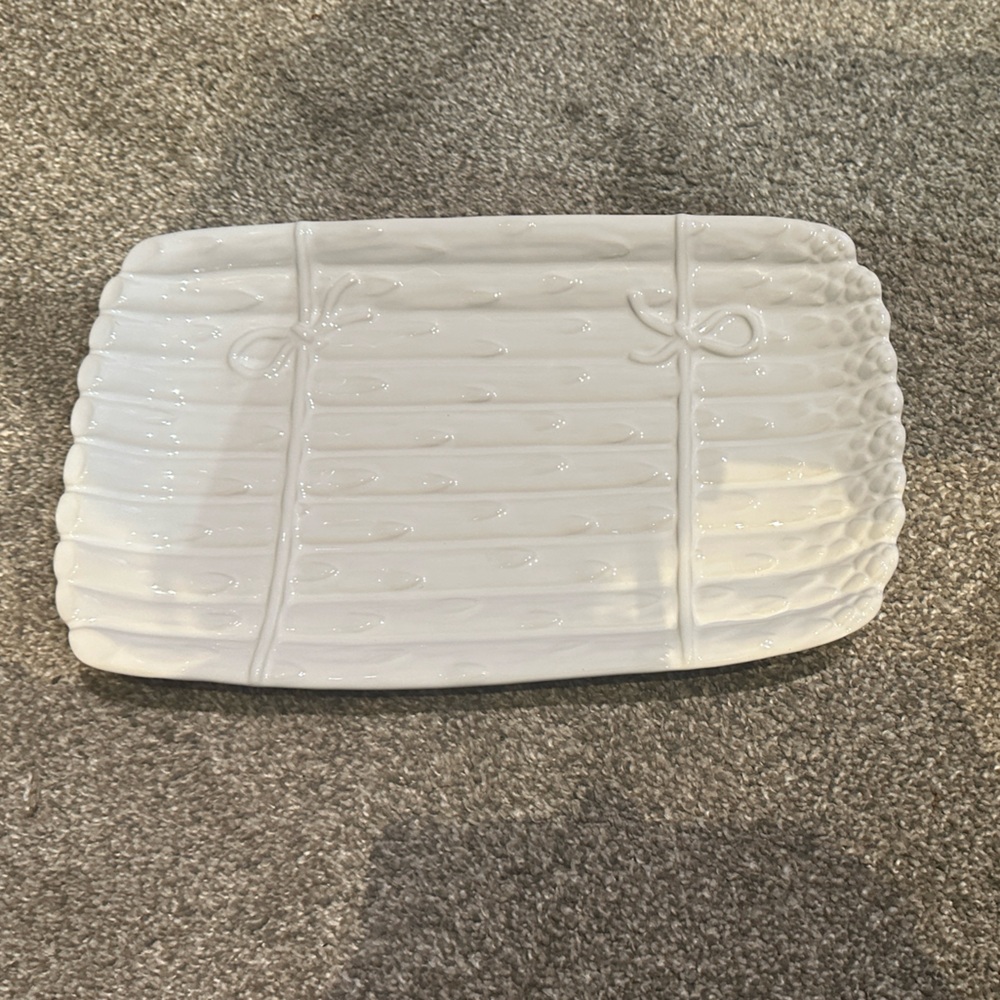 Rectangular Neuwirth White Asparagus Ceramic Serving Platter - Picture 2 of 4